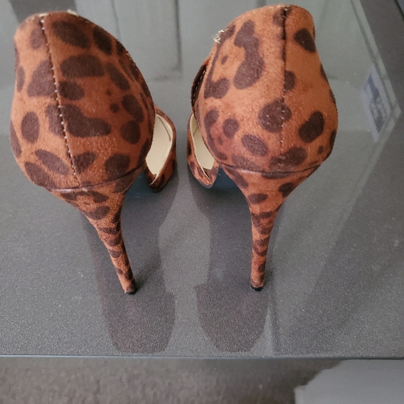 Joy Shoe - Picture 3 of 3